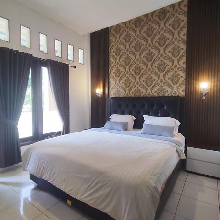 Villa Aurora Cisarua Exterior foto