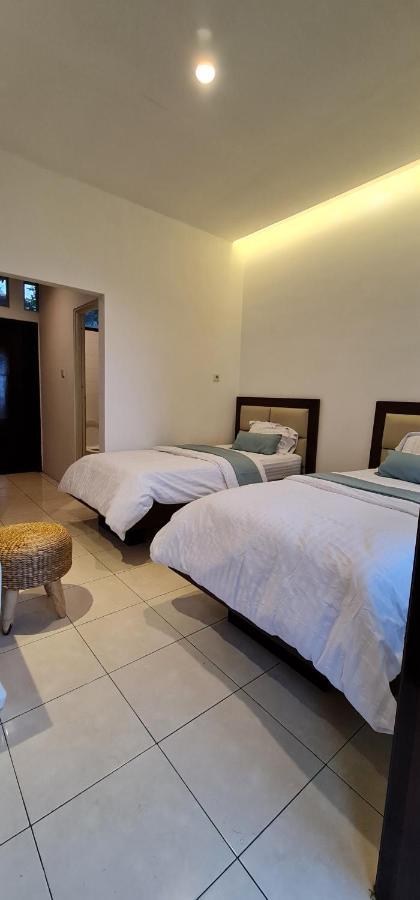 Villa Aurora Cisarua Exterior foto