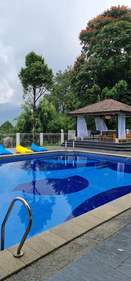 Villa Aurora Cisarua Exterior foto